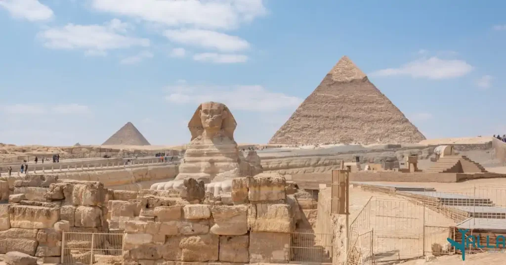 الأهرامات وأبو الهول بمصر