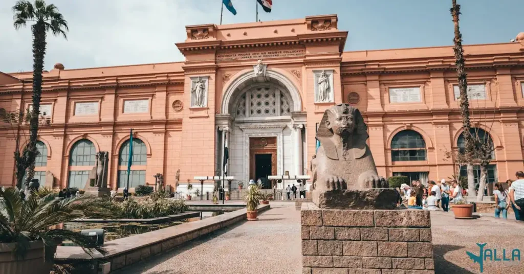 المتحف المصري بالتحرير ( القاهرة )